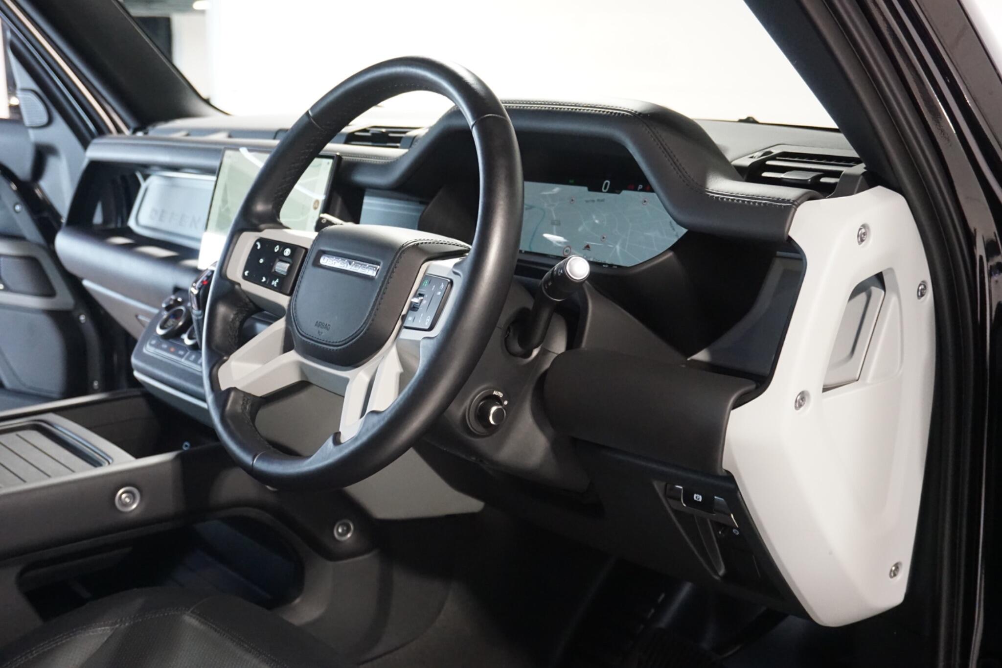 Land Rover Defender 110 3.0 D250 MHEV X-Dynamic HSE SUV 5dr Diesel Auto 4WD Euro 6 (s/s) (250 ps)